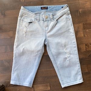 Seven7 Distressed Bermuda Jean Shorts Sz 8